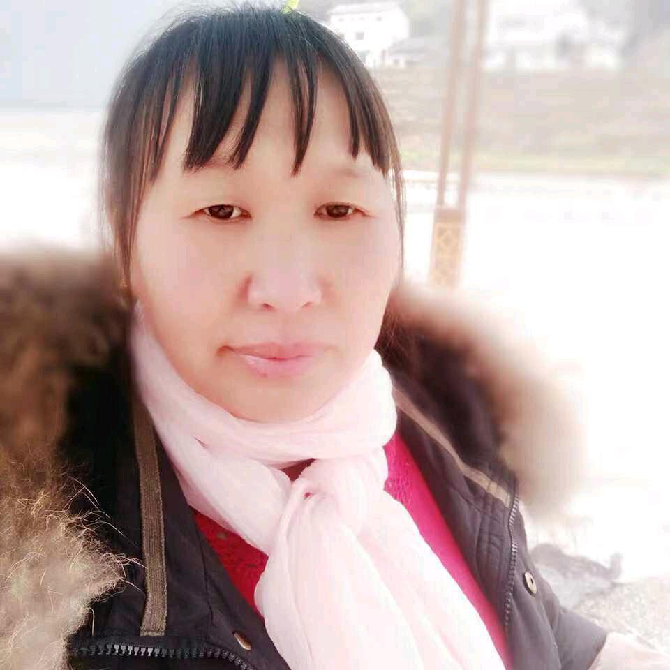 郑场开心马大姐。