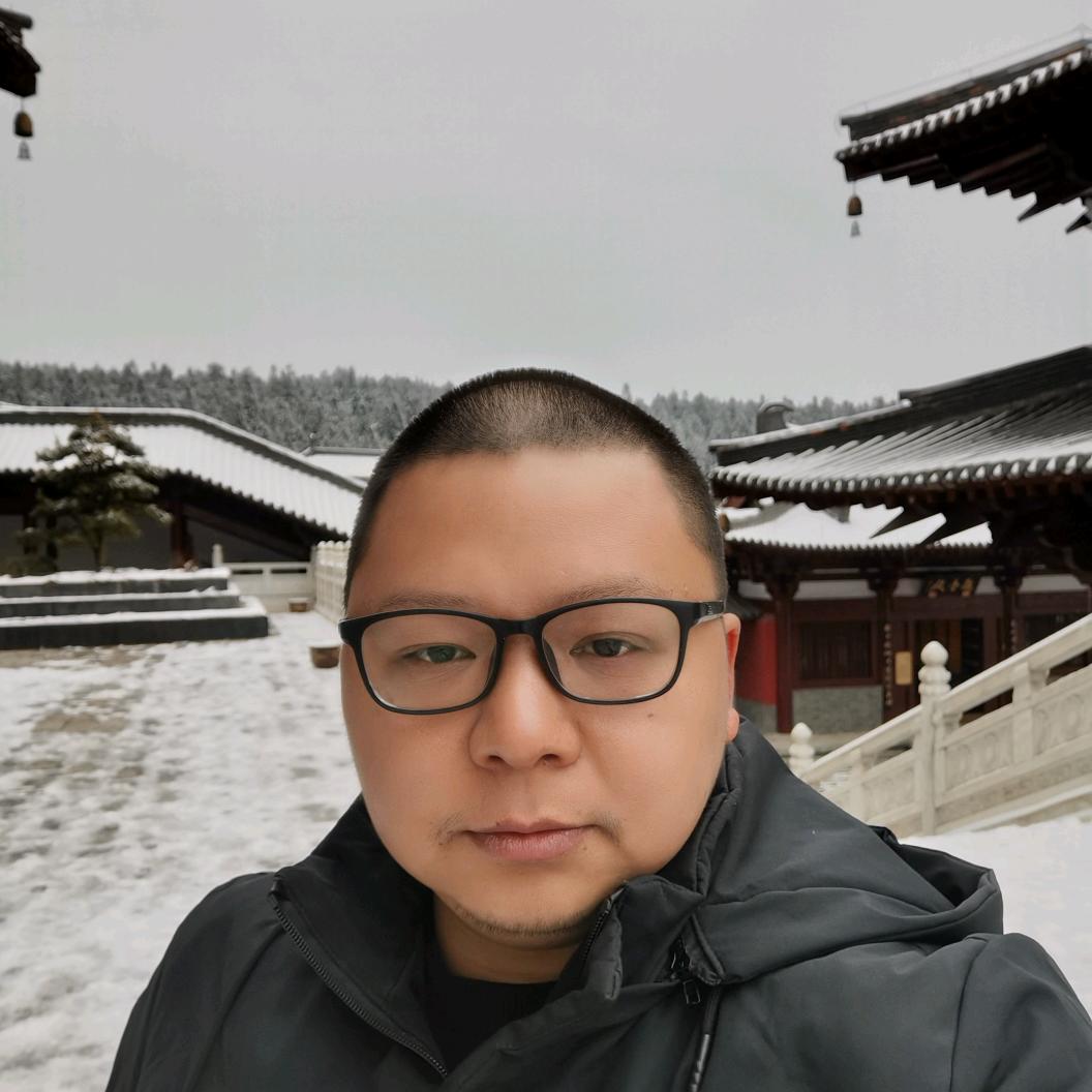三哥选灯