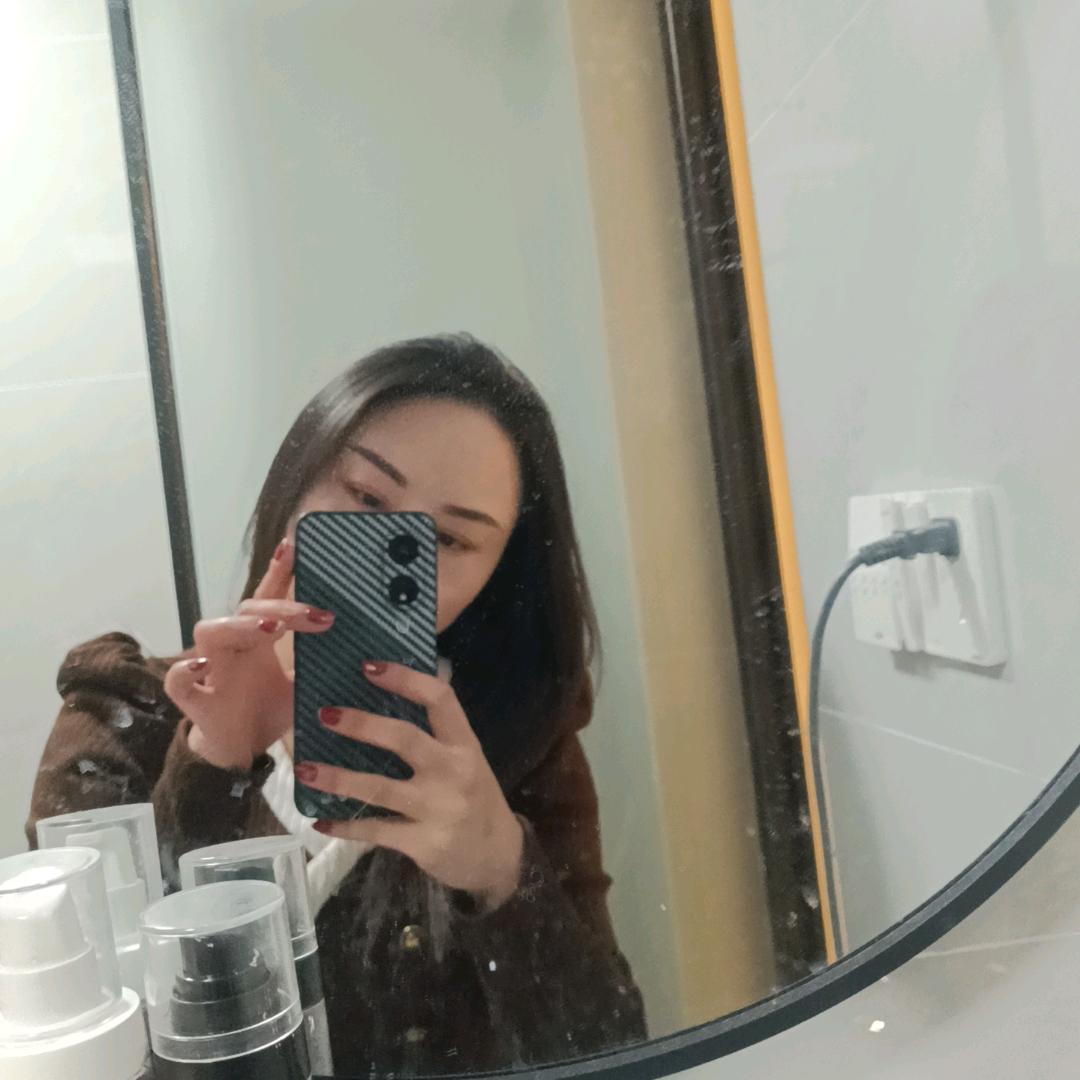 欣月