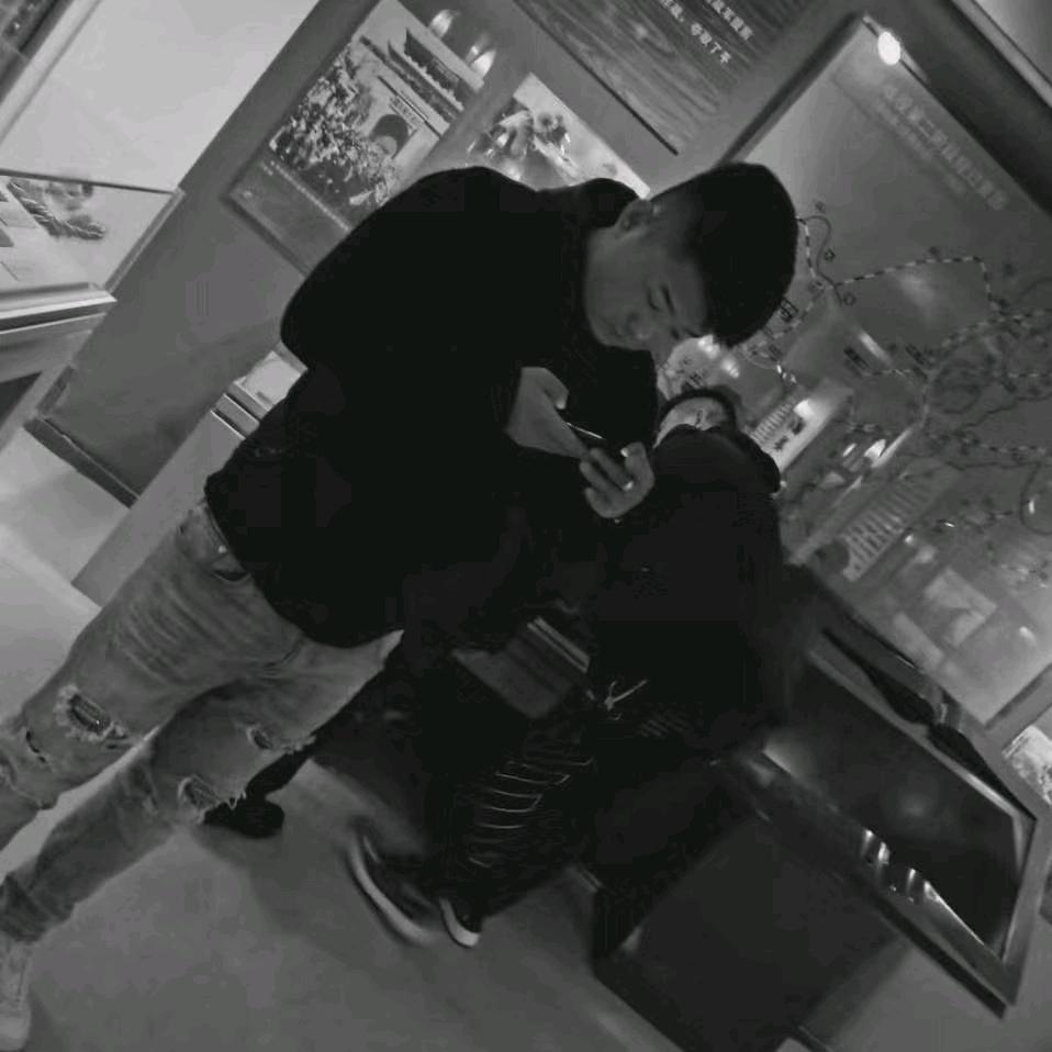 别讲曾经，讲未来