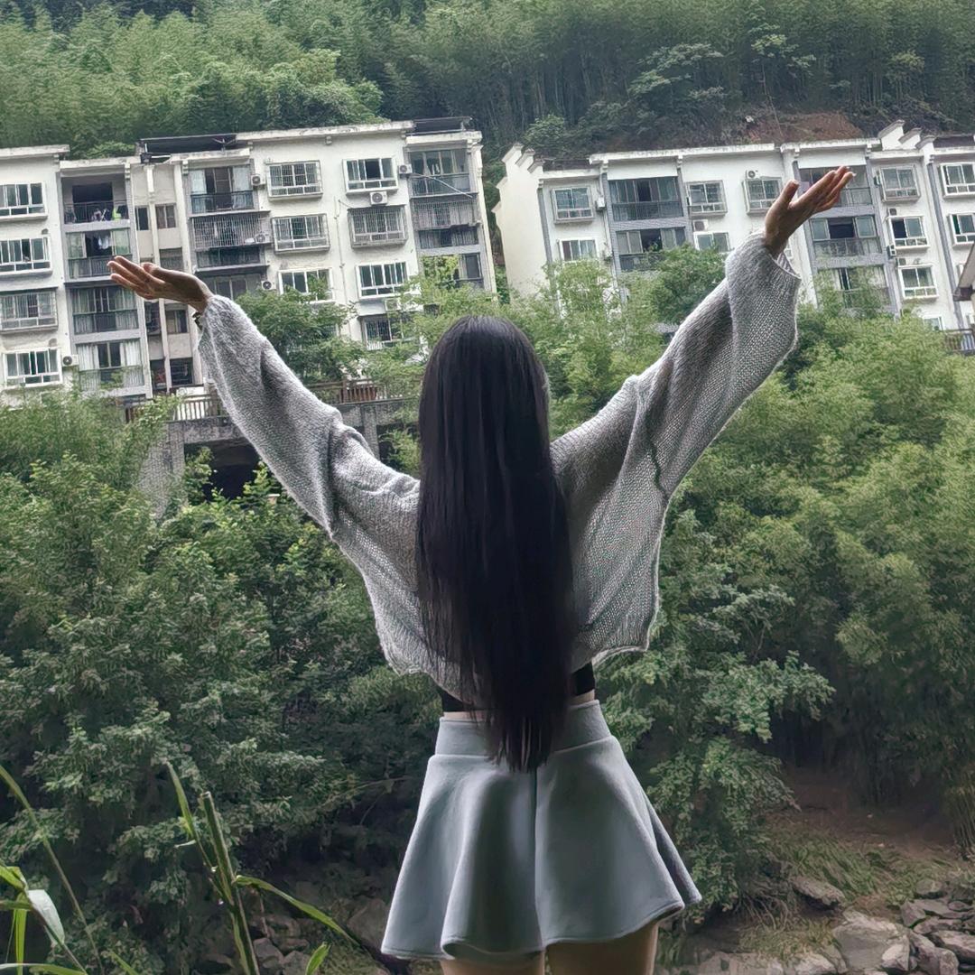 এ᭄ꦿ꯭ꫛ馮小姐꧔ꦿএ᭄