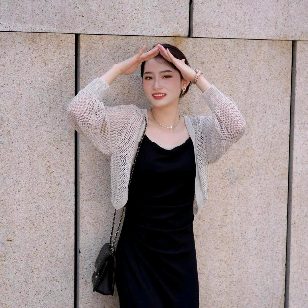 欧出色高端羽绒服店