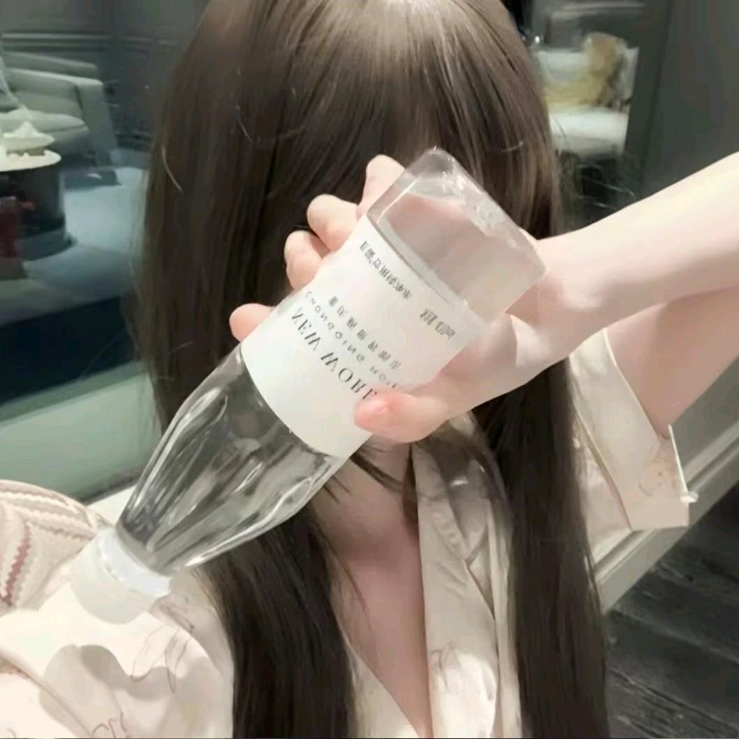 🆔轻伊.