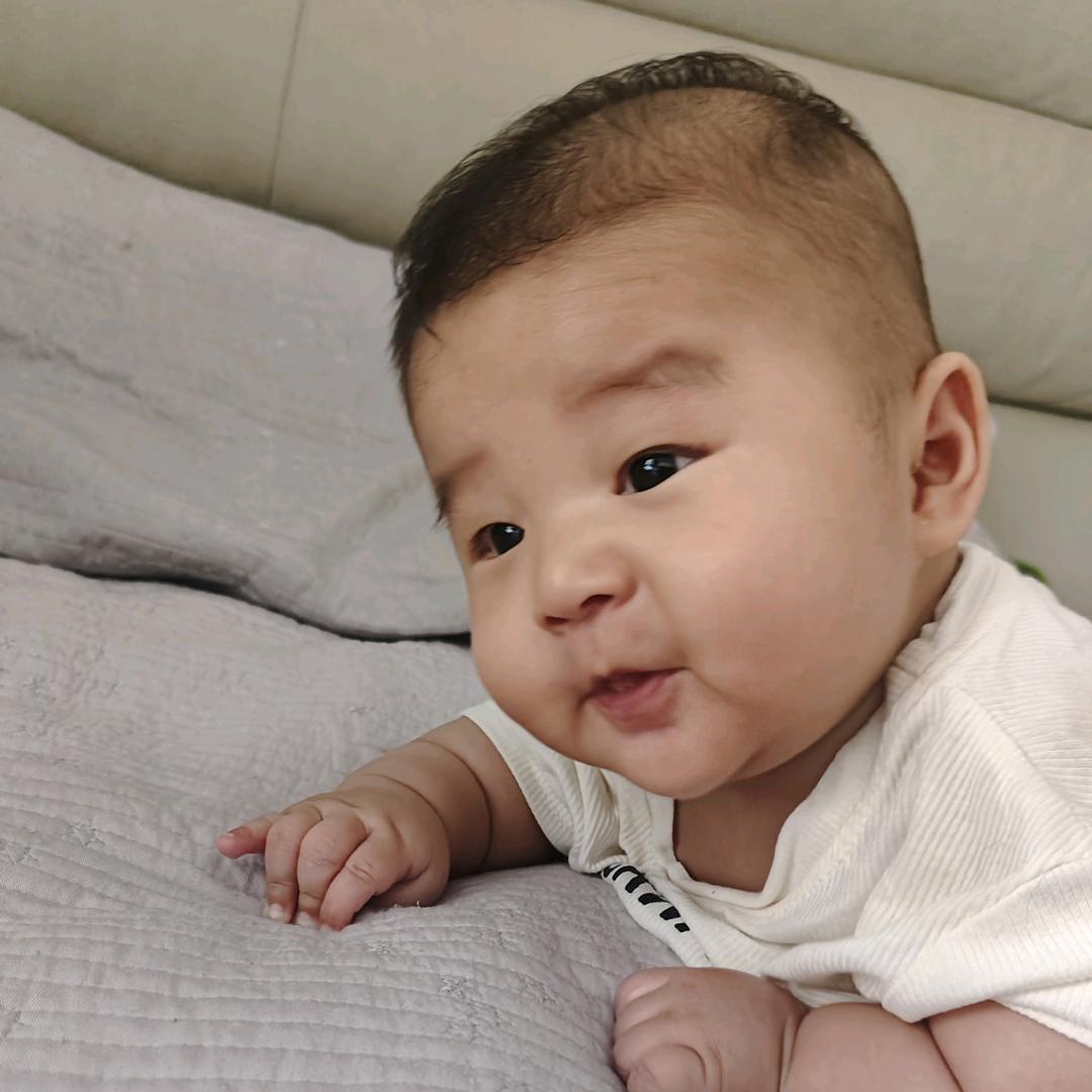 家有两百万（破1000粉）