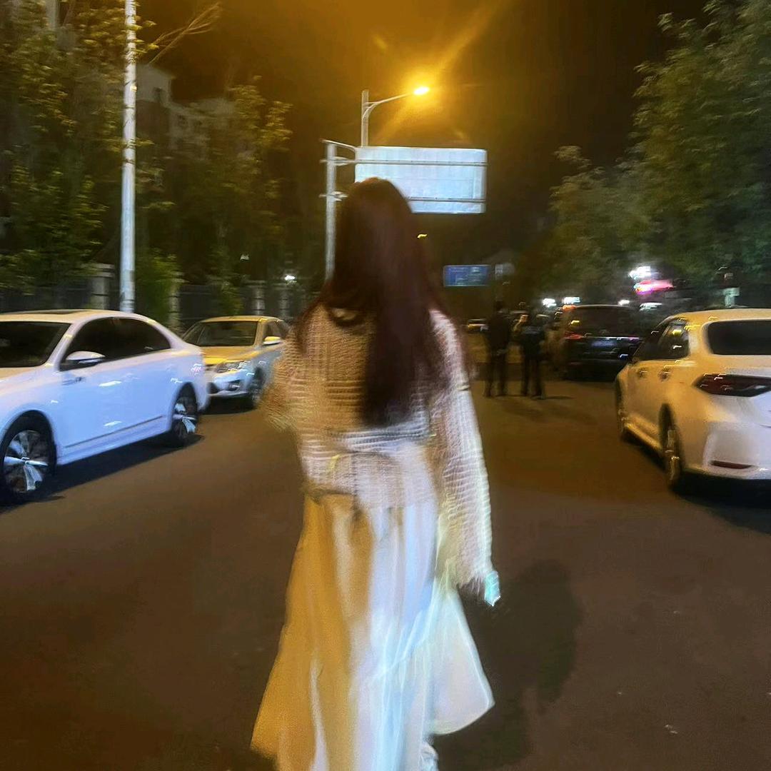 沐沐睡不醒.