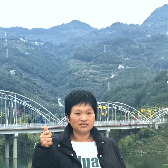 罗友兰
