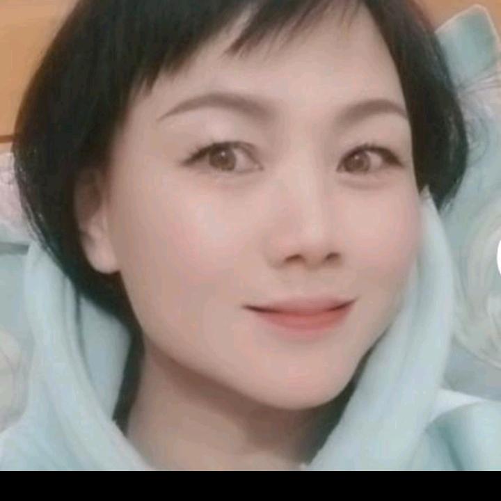 @妮