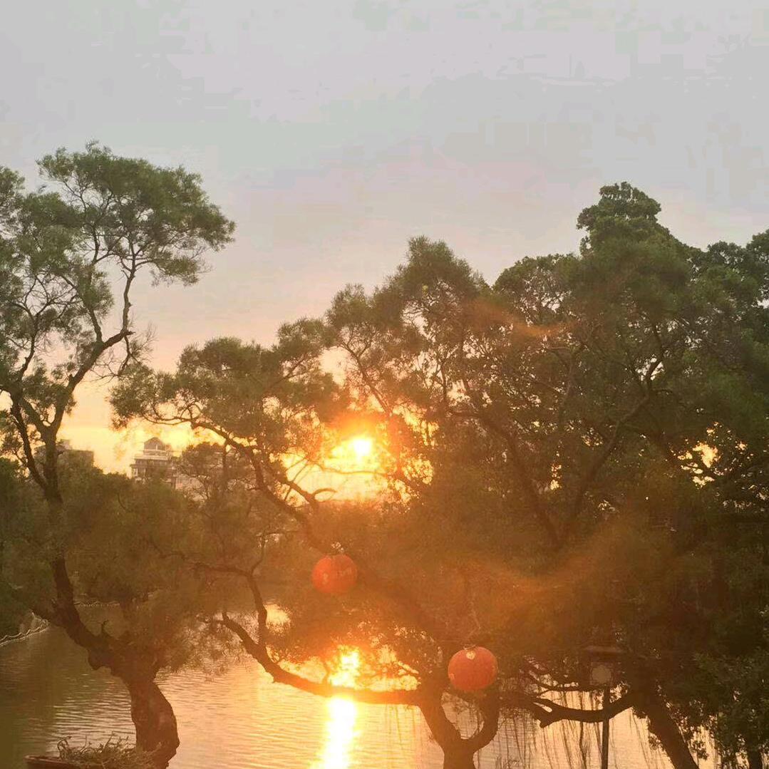 夨 落