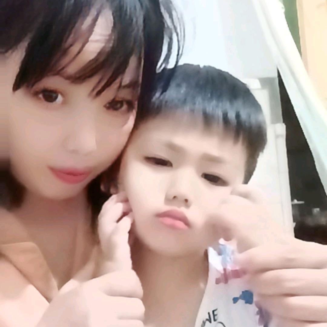 廖姥姥家的跟屁虫