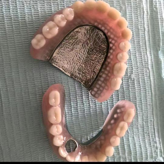 男神〈情有独钟，真诚相待，〉