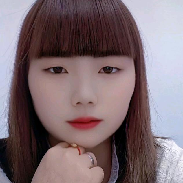 英英@