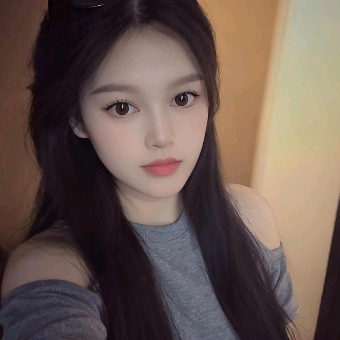 小女孩