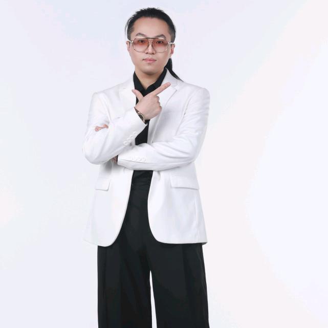 华亿文化€李俞庆