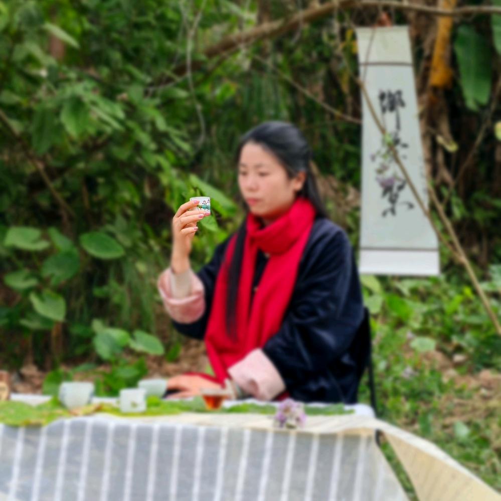 喜茶的人儿