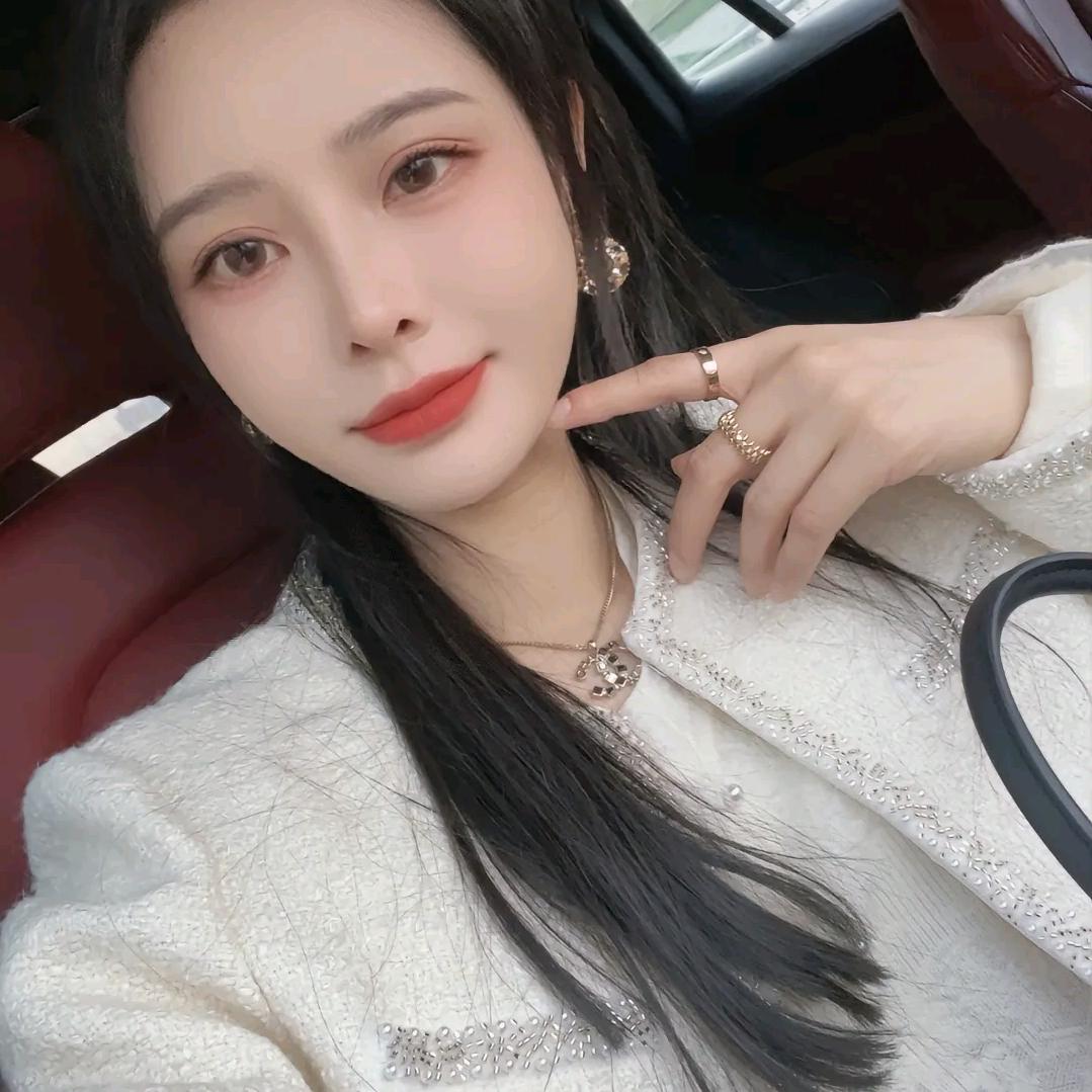 小雨女装爆款返场