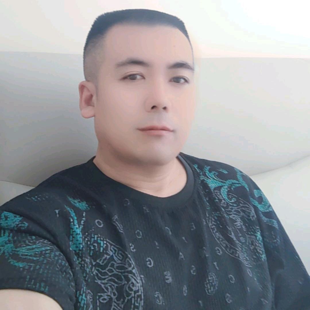 直男