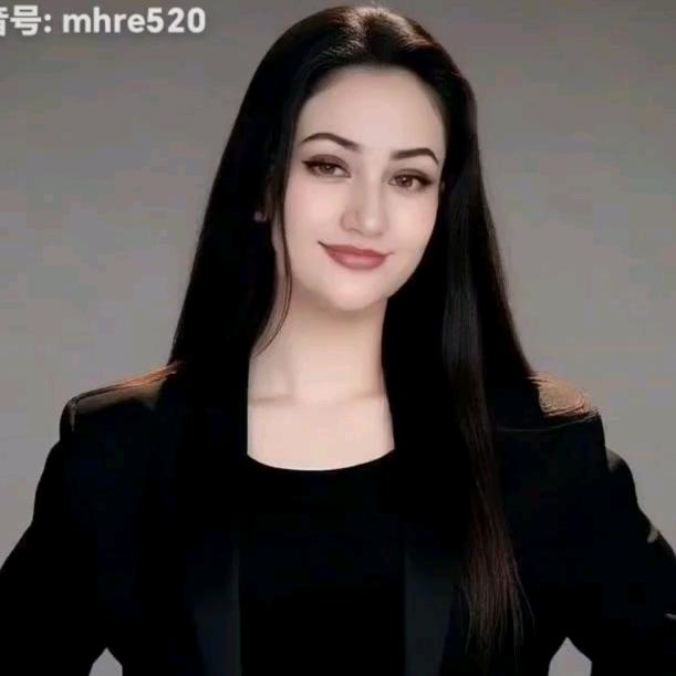M😘
