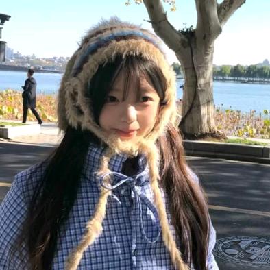 发呆的小绵羊