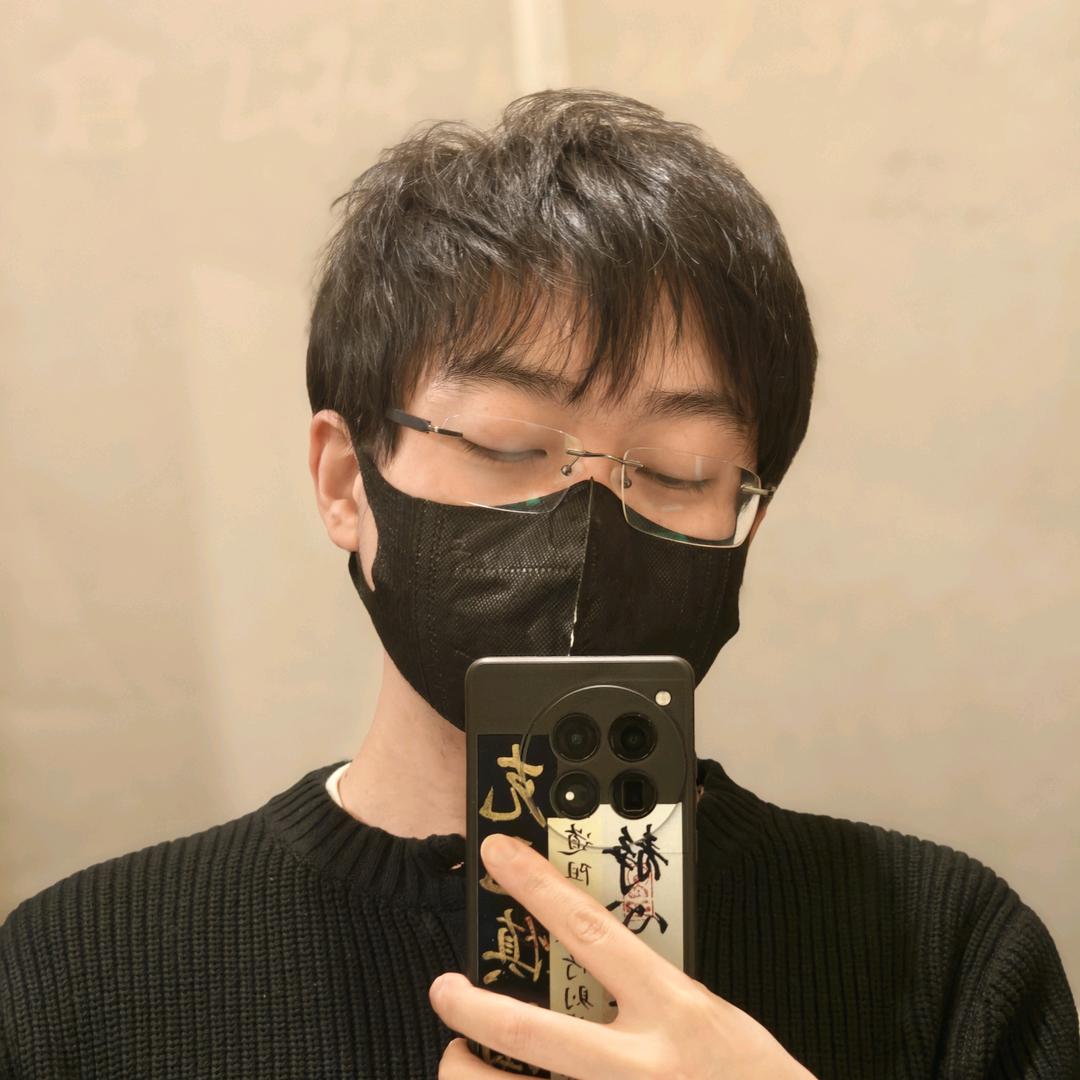 开酒吧的老崔