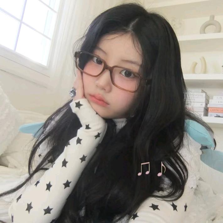 小辞洋子.
