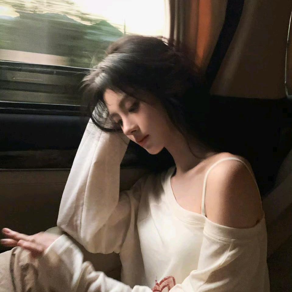 小鱼yuu