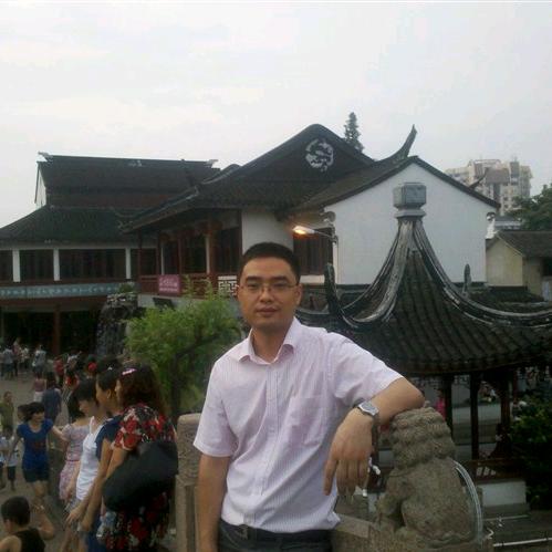 亮哥٩(๑^o^๑)۶