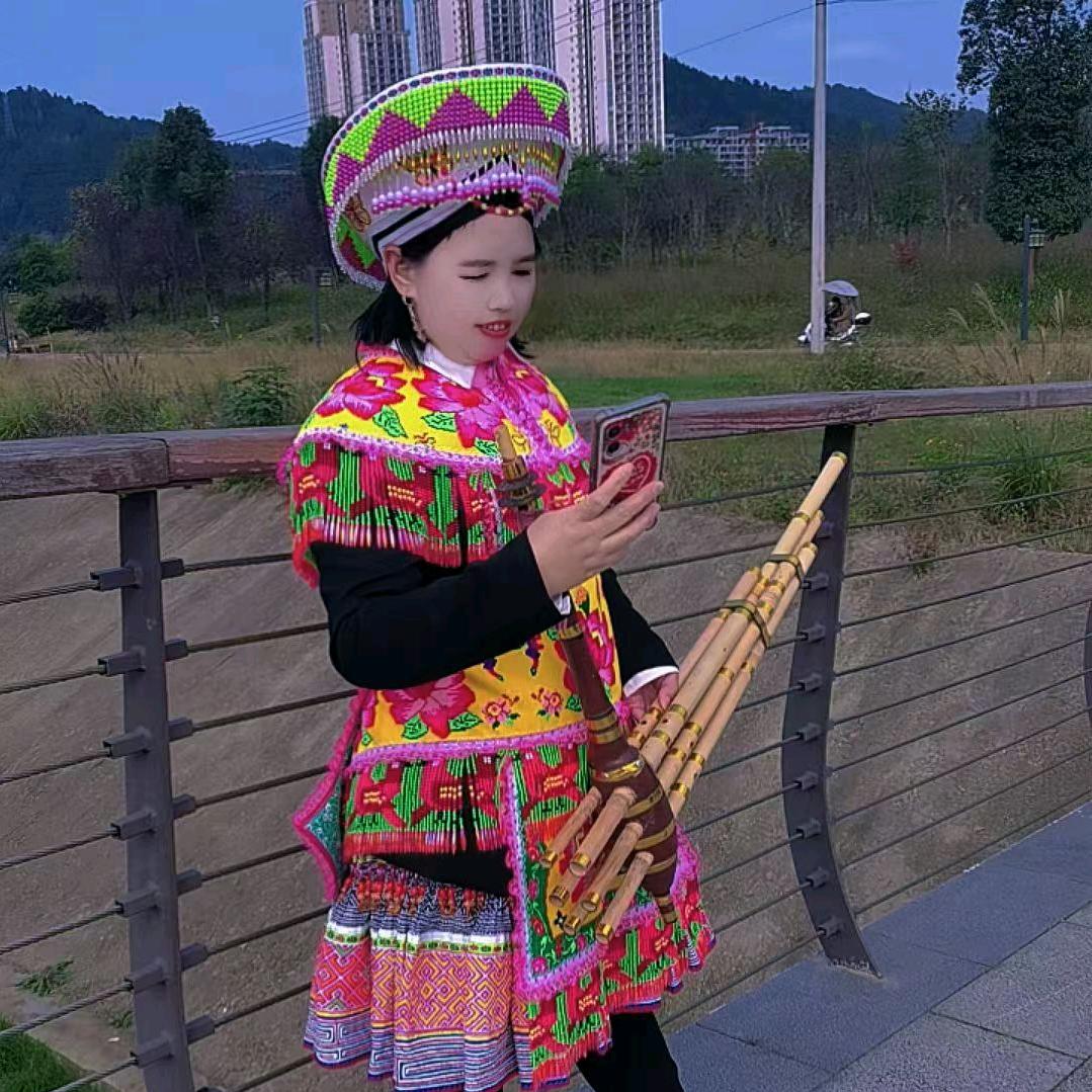 爱也从来古幺妹