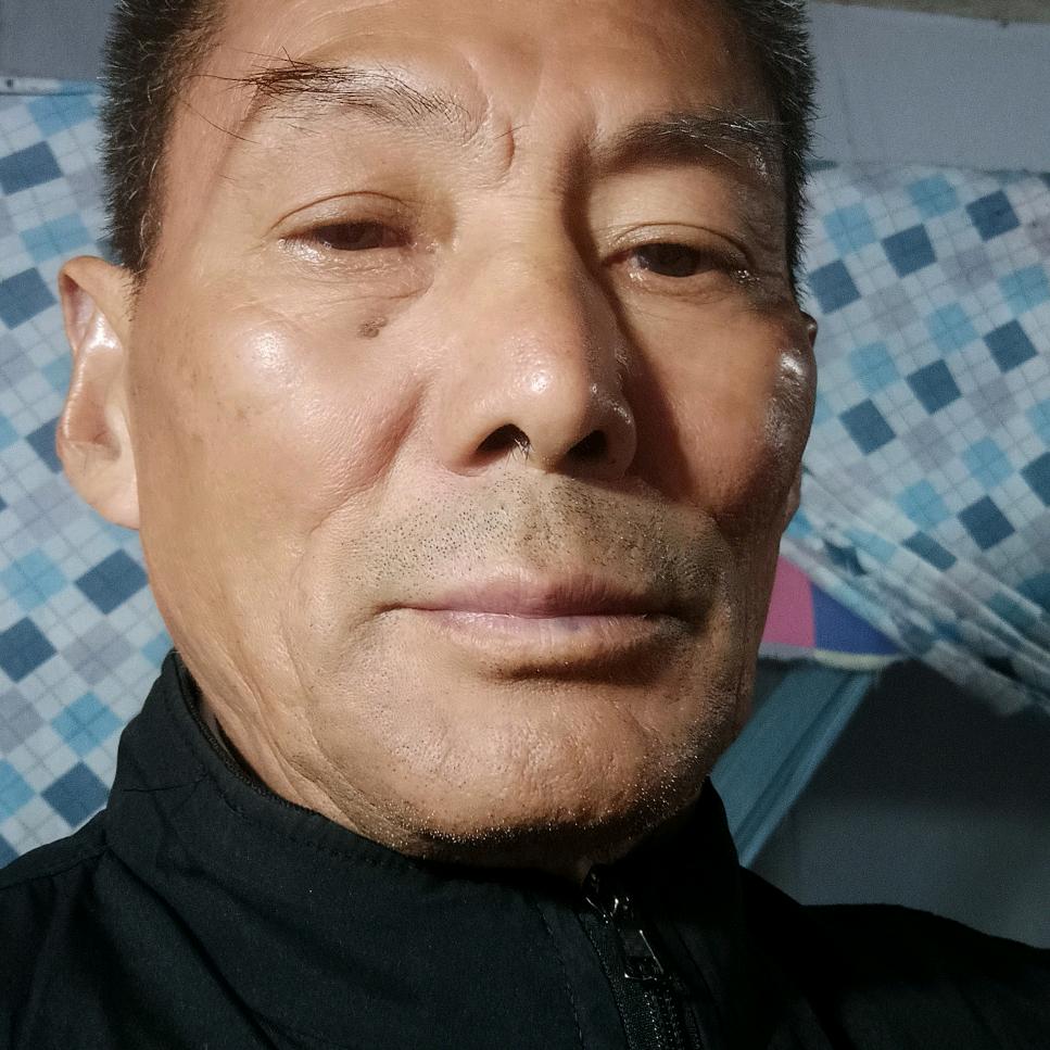 朱洪霞