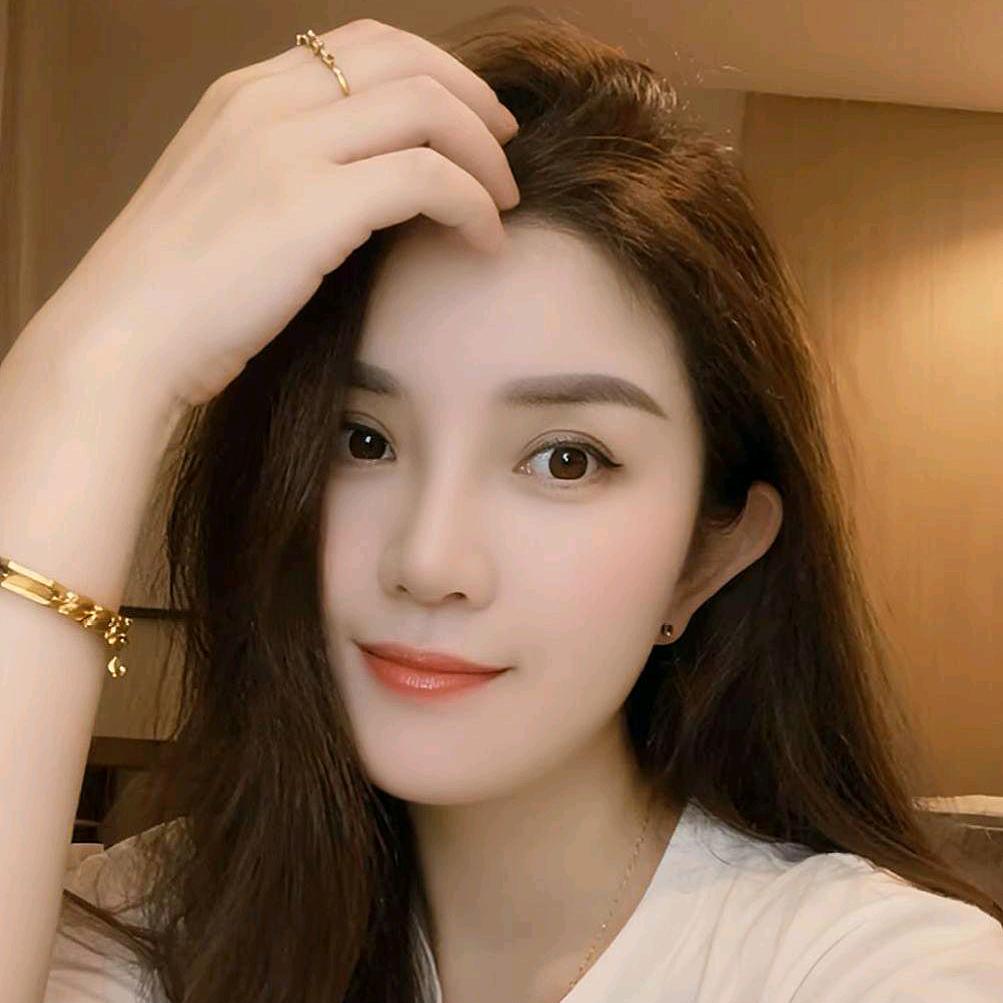 静静👑