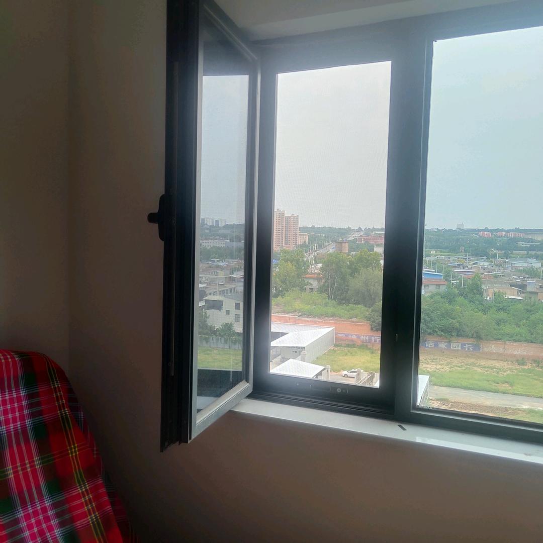 杨凌宏盛纱窗厂 纱门 卷闸门（改窗扇）