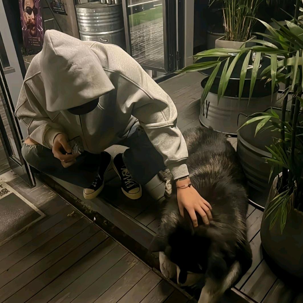 །