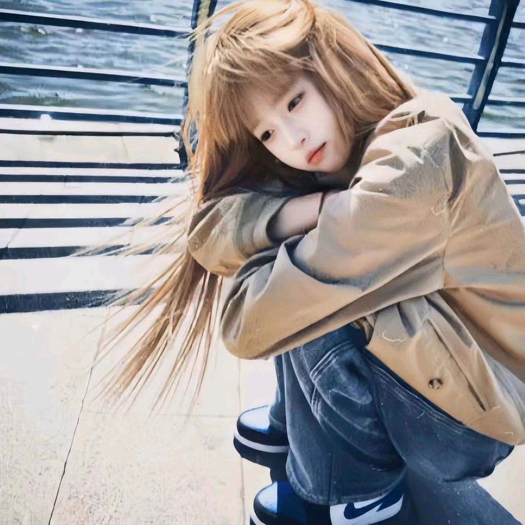 余溺.头像