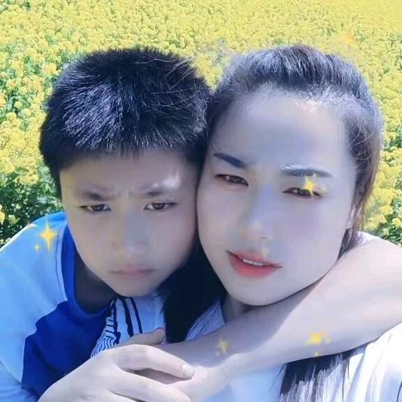 邓博文妈妈