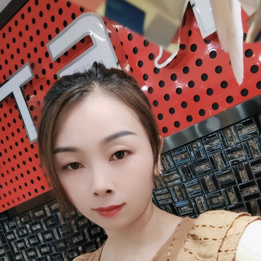 杨幂卖鞋