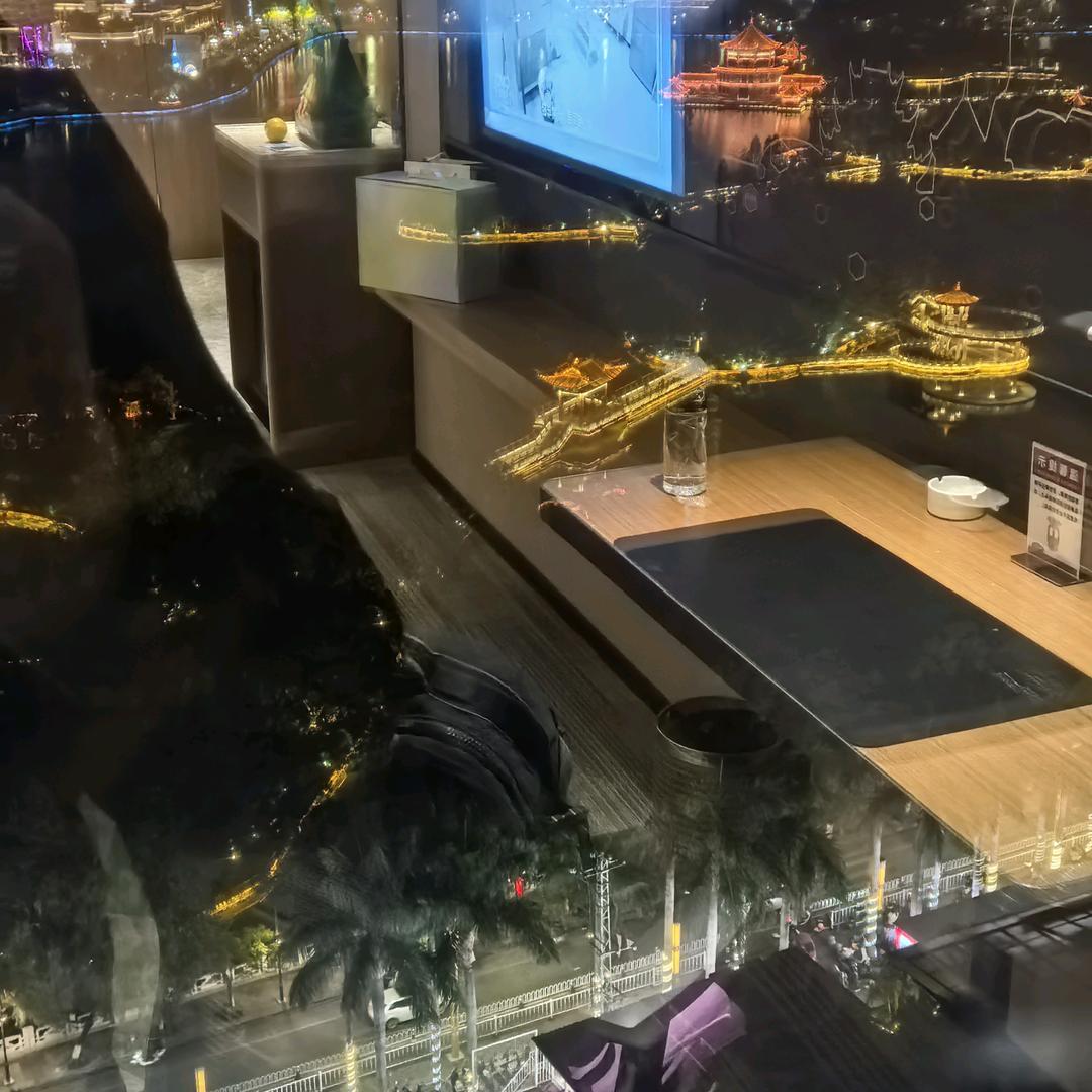 养猪过年宰“ψ(｀∇´)ψ