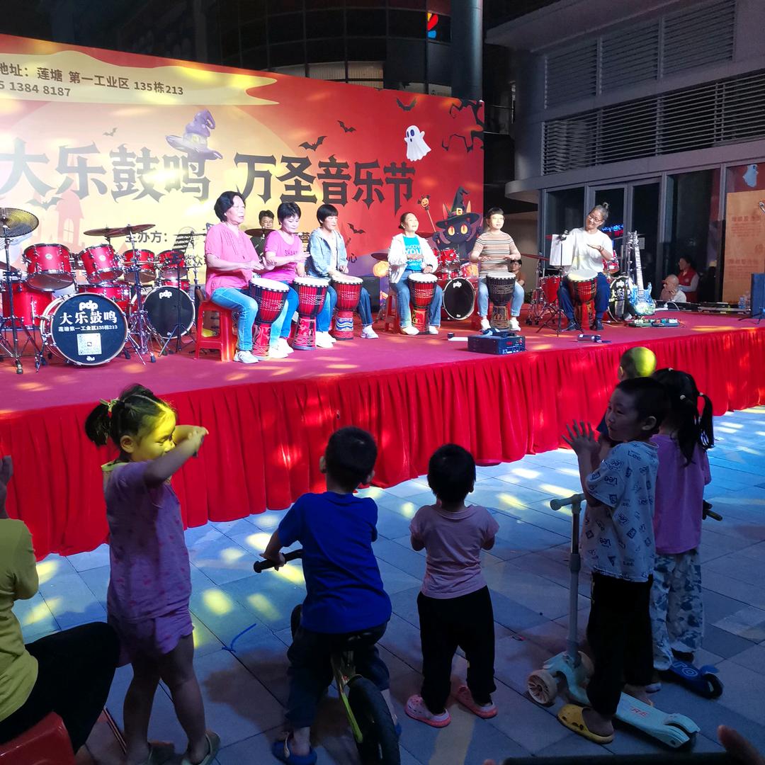 诚信经营零食铺