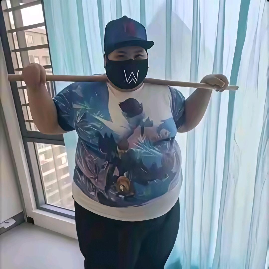 喆