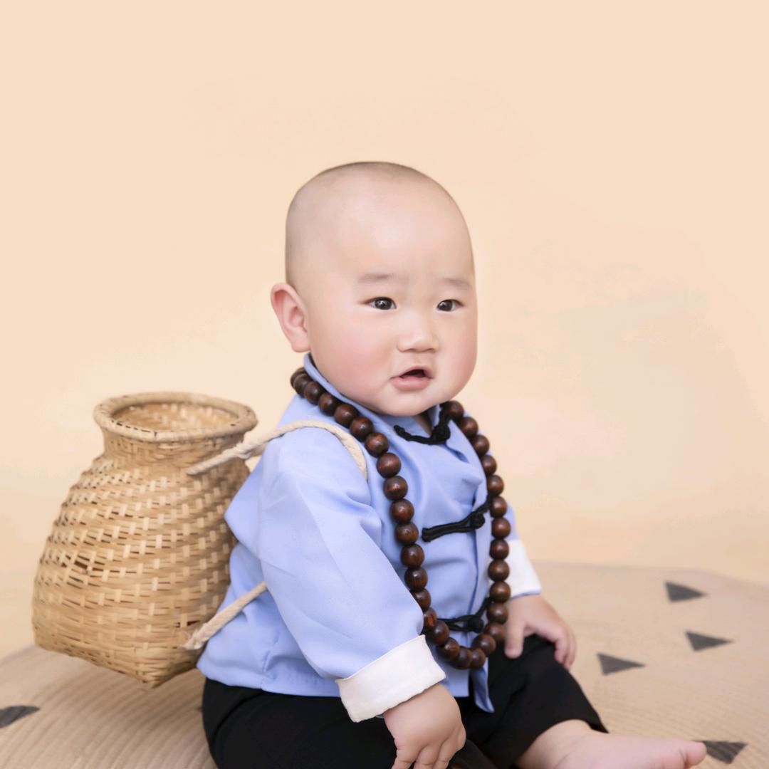 钰