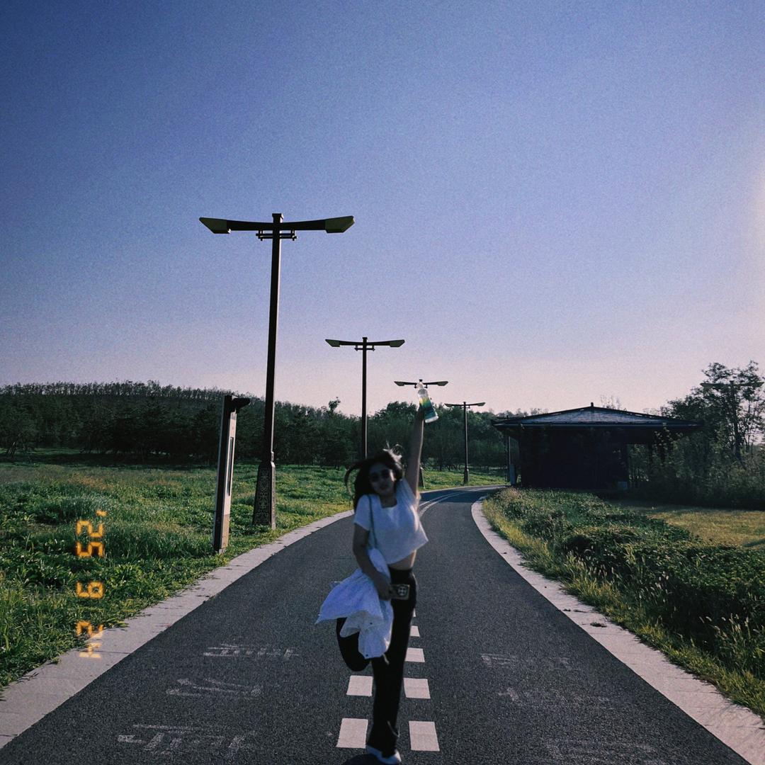 W。