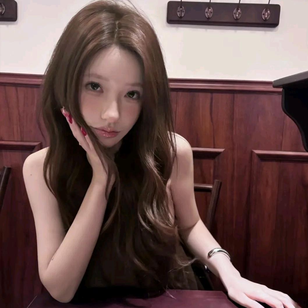 鸡翅虾滑小龙虾肥牛土豆泥炸鸡奶油火鸡面