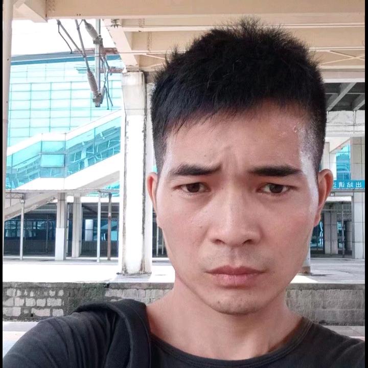 我一生中都爱交朋友