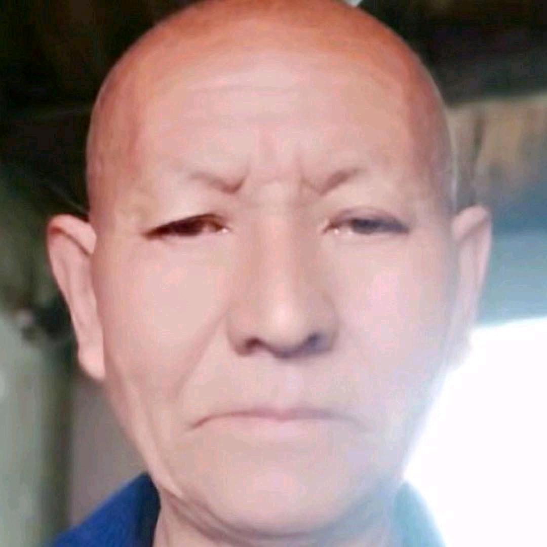 郭**贤
