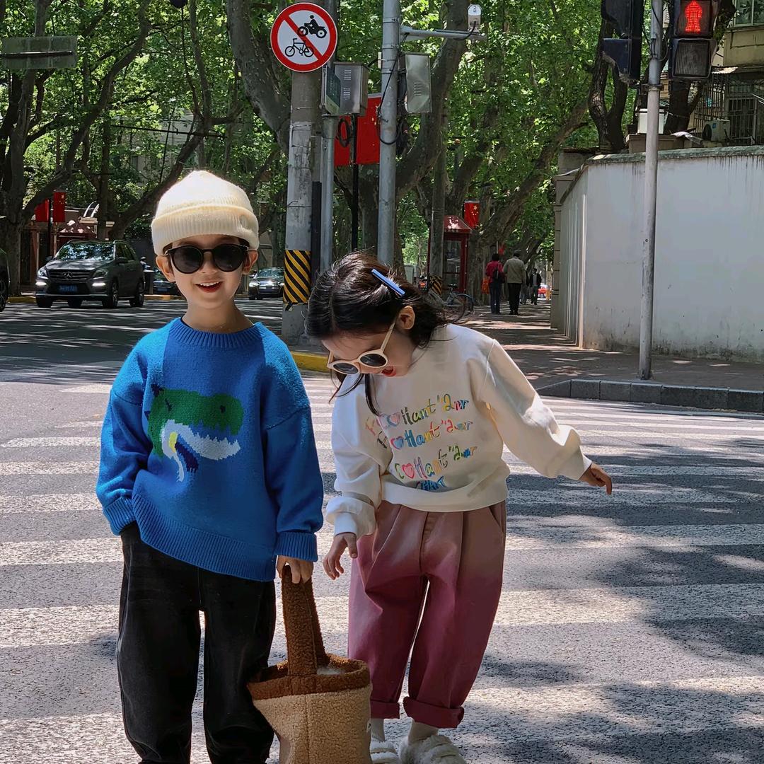 嘉小诚童装