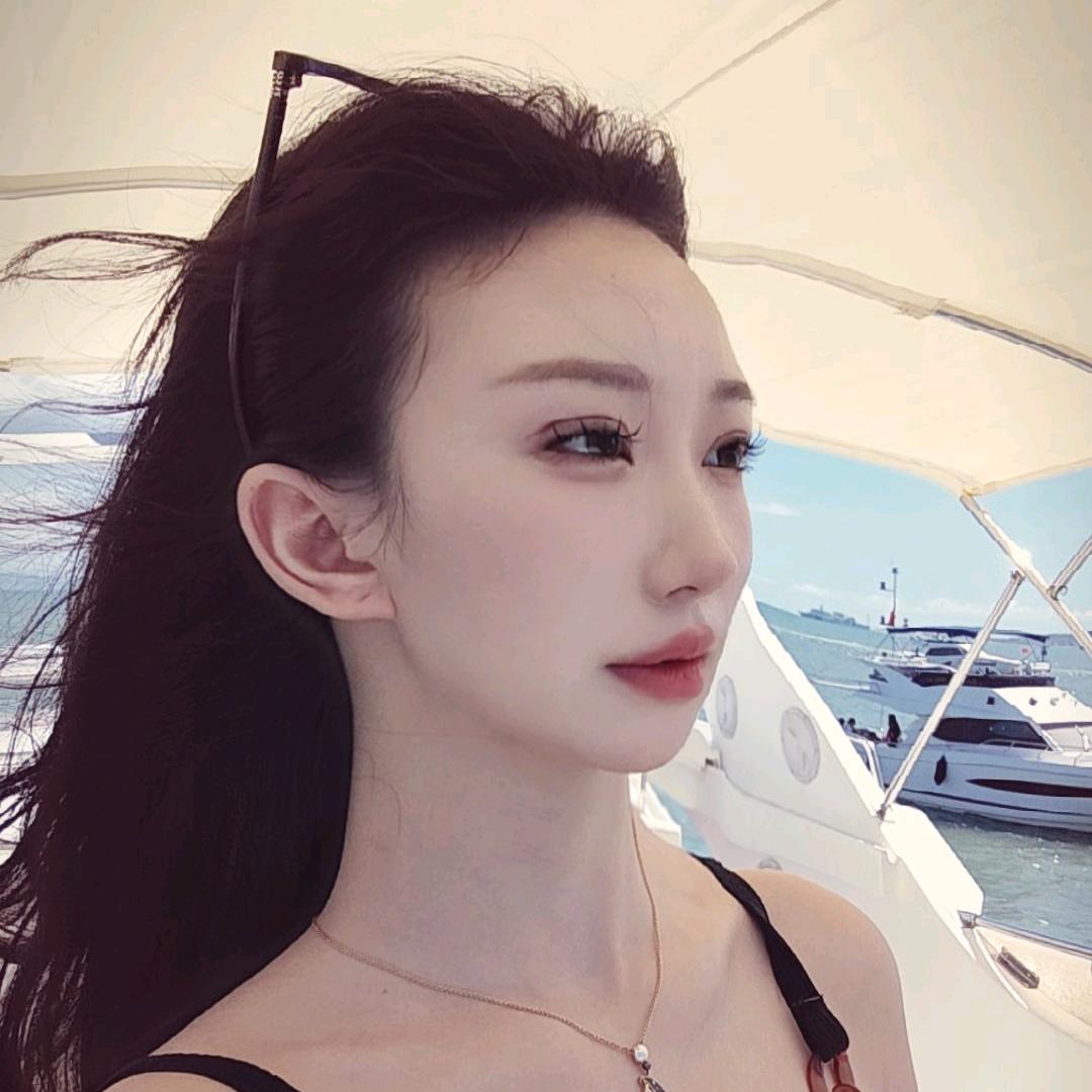 腿毛少女