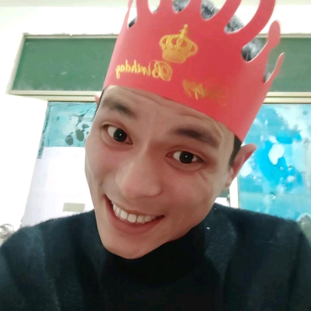 灬轮回´◔ ‸◔'