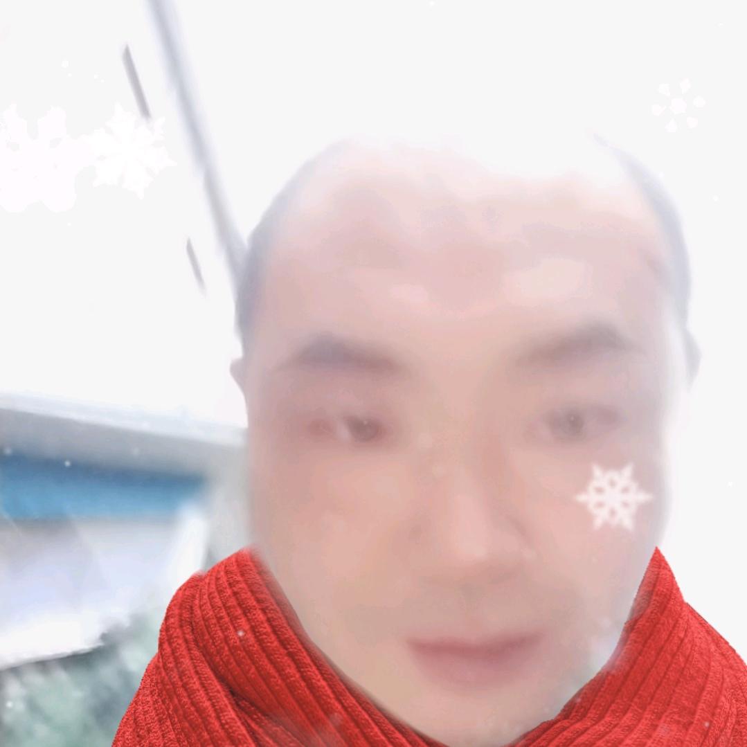 小帅哥😋