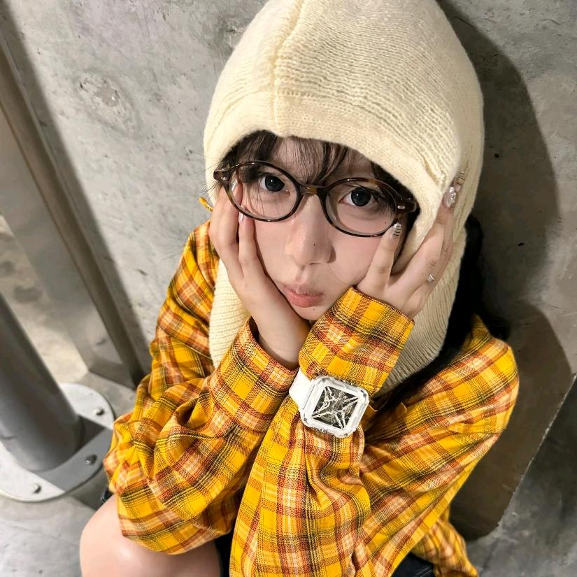 钰