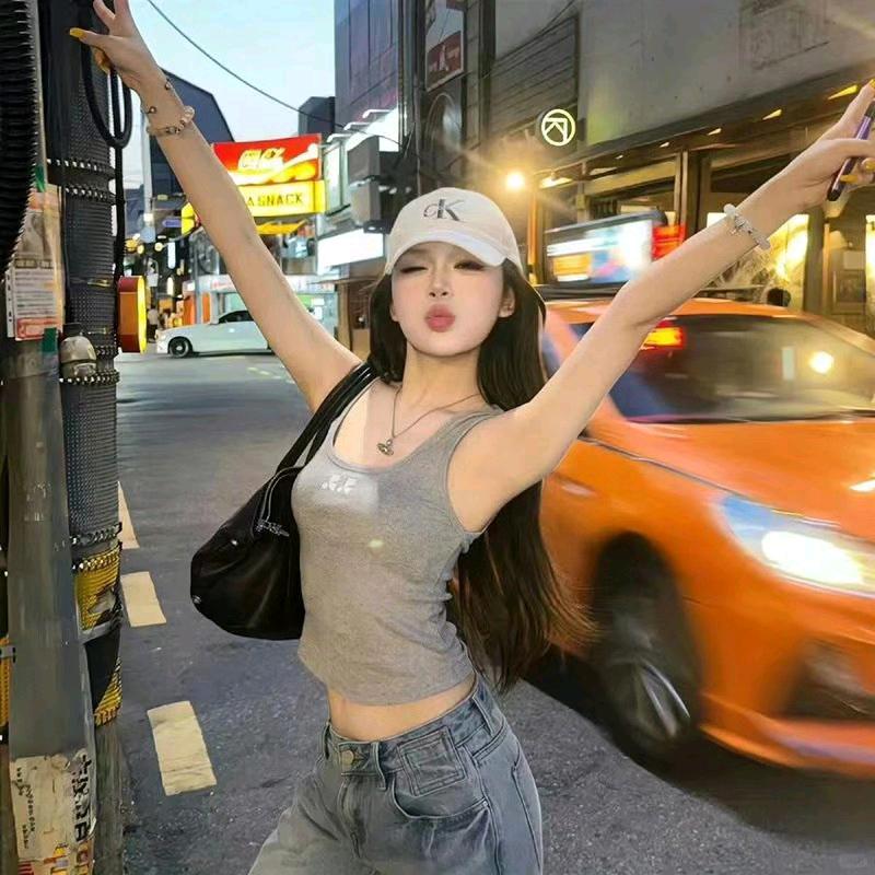 芊妤设计女装福满堂