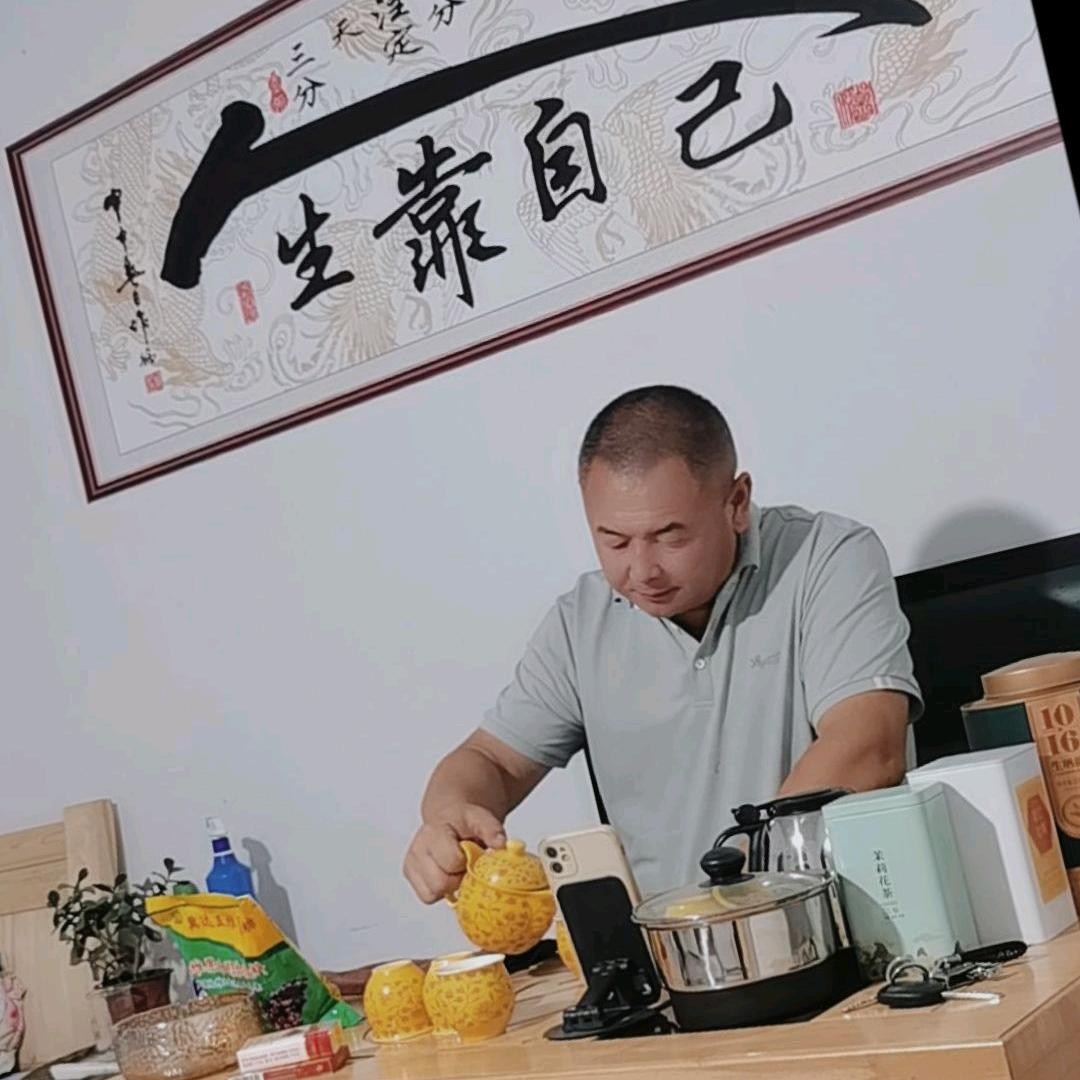 沉稳大叔