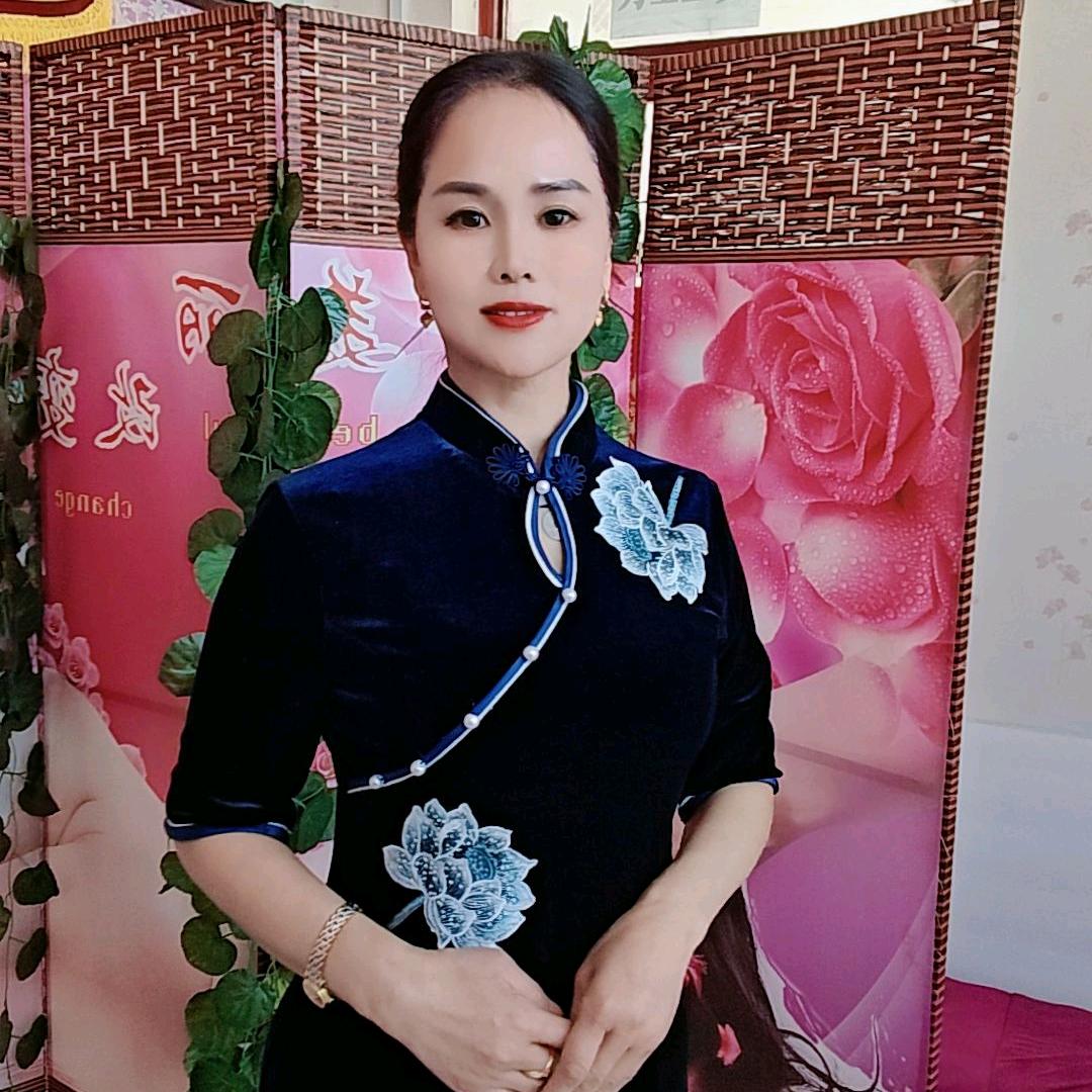 李艳英